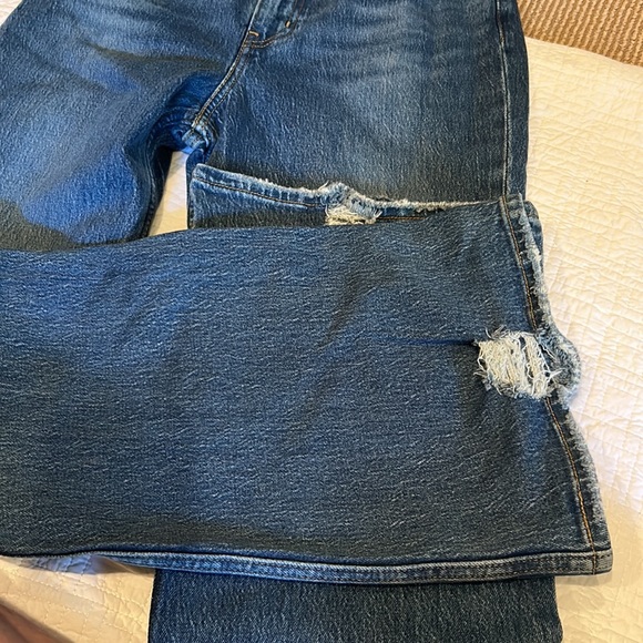 LEVIS PREMIUM 70’s high flare jeans in size 29x32. NWT! Perfect addition to fall - Picture 9 of 15